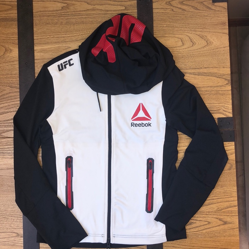 UFC Reebok Jacket 0001 - Picture 2 of 3